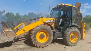 Άμεση παρέμβαση του Δήμου Κατερίνης στην πυρκαγιά κοντά στην Έλαφο