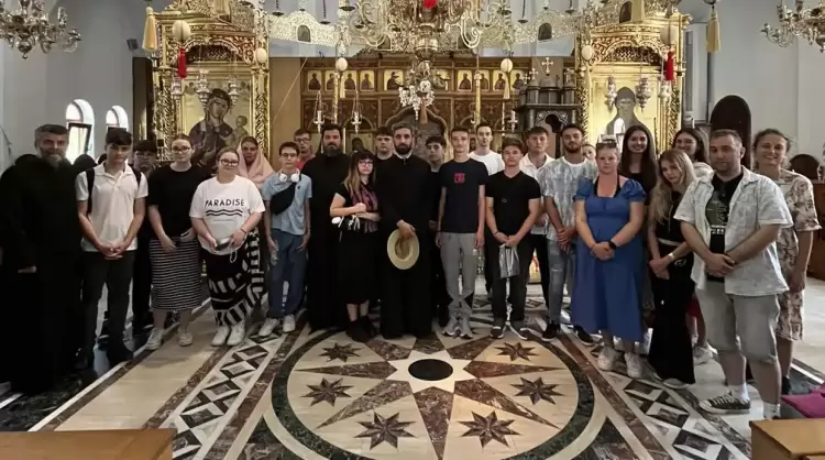 Αυλαία για το πρόγραμμα Erasmus+ που υλοποίησε η Ιερά Μητρόπολη Κίτρους, Κατερίνης και Πλαταμώνος Αυλαία για το πρόγραμμα Erasmus+ που υλοποίησε η Ιερά Μητρόπολη Κίτρους, Κατερίνης και Πλαταμώνος