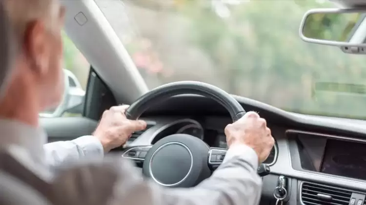 Αυστηρά μέτρα για τους ηλικιωμένους οδηγούς Αυστηρά μέτρα για τους ηλικιωμένους οδηγούς