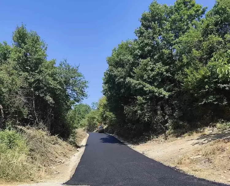 Δήμος Κατερίνης: Ασφαλτόστρωση  αγροτικών οδών στη Ρητίνη