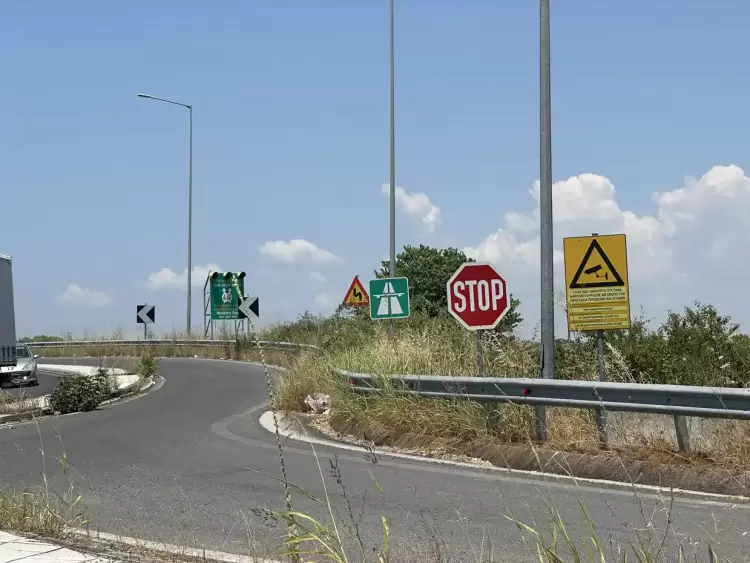 Η είσοδος της Κατερίνης χρειάζεται ευπρεπισμό