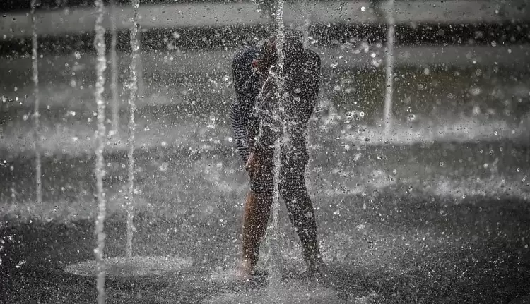 Έρχεται καύσωνας διαρκείας από την Κυριακή – Πότε κορυφώνεται