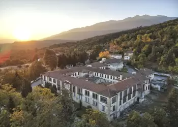 Η Ιερά Μονή Εισοδίων της Θεοτόκου Πέτρας Ολύμπου επιστρέφει στην Ιερά Μητρόπολη Κίτρους, Κατερίνης και Πλαταμώνος Η Ιερά Μονή Εισοδίων της Θεοτόκου Πέτρας Ολύμπου επιστρέφει στην Ιερά Μητρόπολη Κίτρους, Κατερίνης και Πλαταμώνος