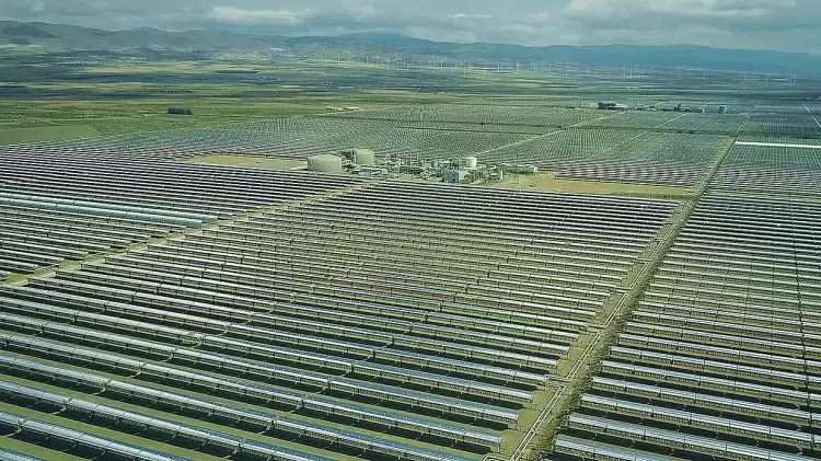 Η ηλιακή ενέργεια κυριότερη πηγή ηλεκτρισμού στην Ευρώπη τον Ιούνιο