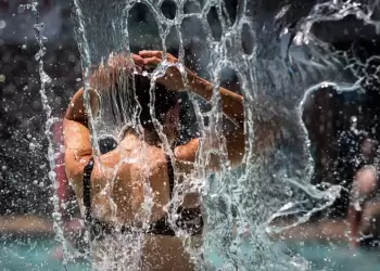 Καιρός: Έρχεται παρατεταμένος καύσωνας με θερμοκρασίες πάνω από 40°c – Πότε αναμένεται η κορύφωση