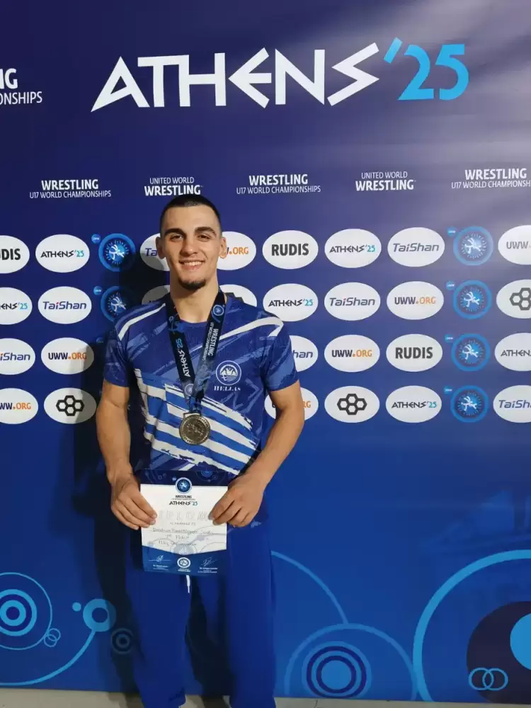 Κατερίνη: «Ασημένιος» ο Δημήτρης Σούλης στο Παγκόσμιο Πρωτάθλημα Πάλης U17 – Συγχαρητήρια από τον Δήμαρχο
