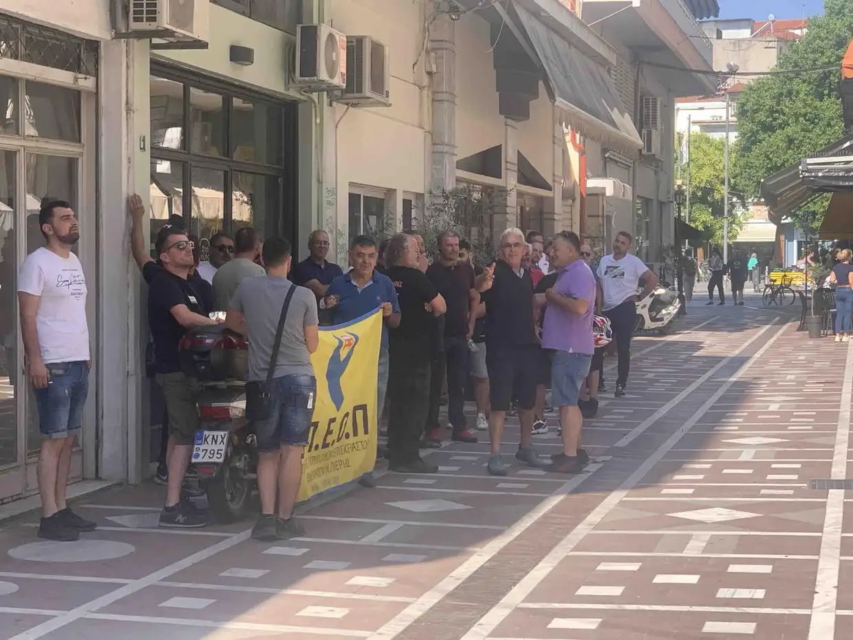 Κατερίνη: Συνεχίζουν τις κινητοποιήσεις οι επαγγελματίες του κλάδου επισκευής οχημάτων