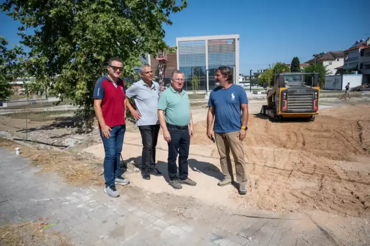 Κατερίνη: Ξεκίνησε η ανάπλαση στην είσοδο της πόλης – Τι προβλέπει το έργο μπροστά από το Πολιτιστικό Κέντρο