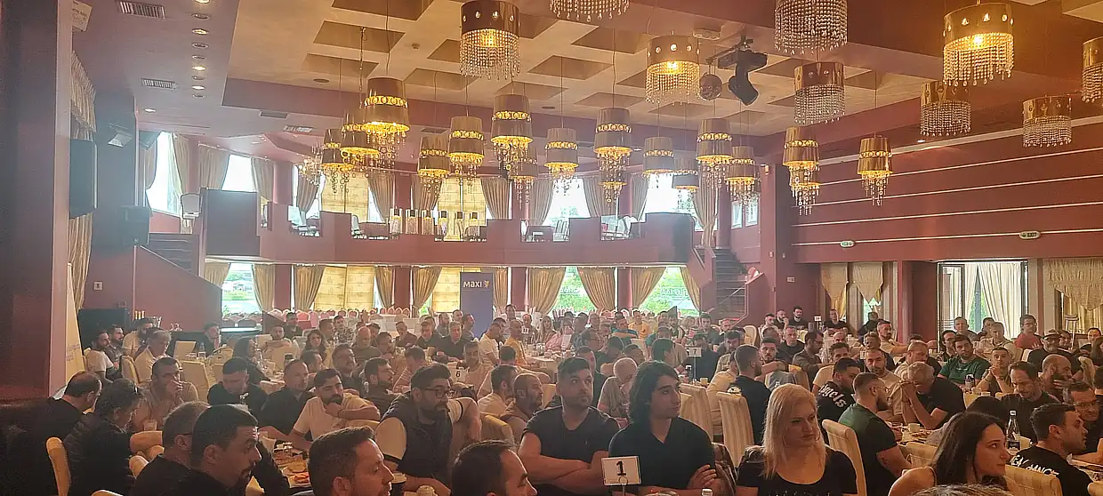 ΜΑΧΙ ΑΒΕΕ: Διαμορφώνοντας το μέλλον μας – ΜΑΖΙ – με κίνητρα και συλλογική πρόοδο! ΜΑΧΙ ΑΒΕΕ: Διαμορφώνοντας το μέλλον μας – ΜΑΖΙ – με κίνητρα και συλλογική πρόοδο!