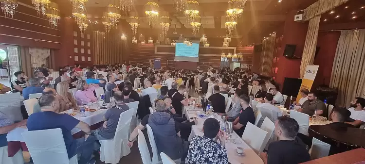 ΜΑΧΙ ΑΒΕΕ: Διαμορφώνοντας το μέλλον μας – ΜΑΖΙ – με κίνητρα και συλλογική πρόοδο! ΜΑΧΙ ΑΒΕΕ: Διαμορφώνοντας το μέλλον μας – ΜΑΖΙ – με κίνητρα και συλλογική πρόοδο!