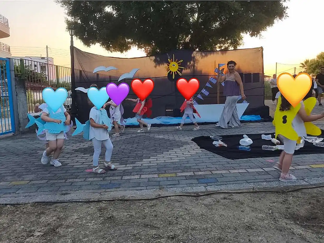 Με γιορτές & παιχνίδι έκλεισε η αυλαία της σχολικής χρονιάς στους παιδικούς σταθμούς του Δήμου Κατερίνης Με γιορτές & παιχνίδι έκλεισε η αυλαία της σχολικής χρονιάς στους παιδικούς σταθμούς του Δήμου Κατερίνης