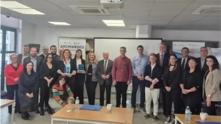 Μεταπτυχιακοί φοιτητές του ΕΚΠΑ στο δρόμο προς τη διεθνή καταξίωση