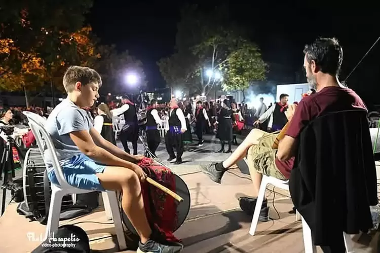 Οι Νέοι και η Παράδοση – Κάτι Όμορφο Συμβαίνει!