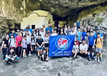 Πεζοπορία στο φαράγγι του Ενιπέα