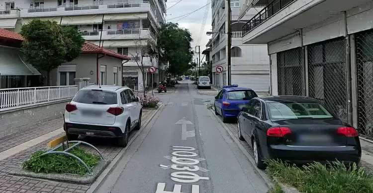 Προσωρινή διακοπή κυκλοφορίας στην οδό Εφέσσου στην Κατερίνη λόγω έκτακτων εργασιών Προσωρινή διακοπή κυκλοφορίας στην οδό Εφέσσου στην Κατερίνη λόγω έκτακτων εργασιών