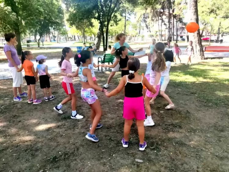 «Σε σέβομαι, με σέβεσαι. Έλα να παίξουμε!»: Διαδραστικό πρόγραμμα της Δημοτικής Βιβλιοθήκης Κατερίνης «Σε σέβομαι, με σέβεσαι. Έλα να παίξουμε!»: Διαδραστικό πρόγραμμα της Δημοτικής Βιβλιοθήκης Κατερίνης