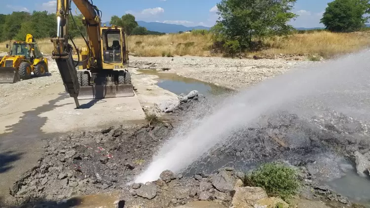 Κατερίνη: Σοβαρή βλάβη στον κεντρικό αγωγό ύδρευσης Σοβαρή βλάβη στον κεντρικό αγωγό ύδρευσης της Κατερίνης
