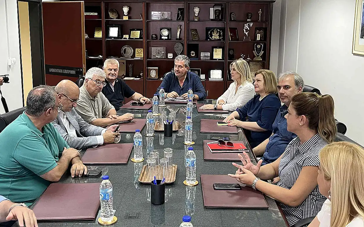 Συνάντηση του Προέδρου του Επιμελητηρίου Πιερίας με Κλιμάκιο του ΠΑΣΟΚ Συνάντηση του Προέδρου του Επιμελητηρίου Πιερίας με Κλιμάκιο του ΠΑΣΟΚ