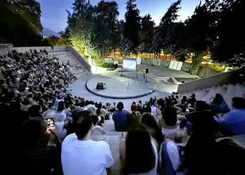 «Θερινό Σινεμά στην Πόλη – Συντροφιά με τα Αστέρια»: Αυλαία με μεγάλη προσέλευση στην κινηματογραφική γιορτή του καλοκαιριού