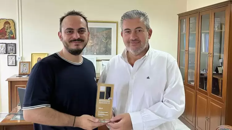 Χρυσό Βραβείο για τη Μουσειακή Έκθεση Παραδοσιακών Επαγγελμάτων του Επιμελητηρίου Πιερίας Χρυσό Βραβείο για τη Μουσειακή Έκθεση Παραδοσιακών Επαγγελμάτων του Επιμελητηρίου Πιερίας