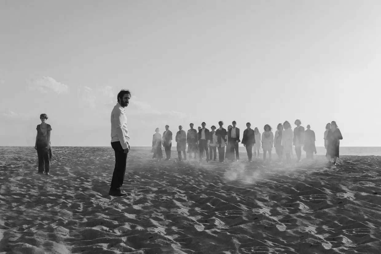 54ο Φεστιβάλ Ολύμπου-Θέατρο-Δίον «ζ-η-θ, Ο ξένος» από τη συμπαραγωγή Κ.Θ.Β.Ε. και Θ.Ο.Κ. 54ο Φεστιβάλ Ολύμπου Θέατρο Δίον «ζ η θ, Ο ξένος» από τη συμπαραγωγή Κ.Θ.Β.Ε. και Θ.Ο.Κ.