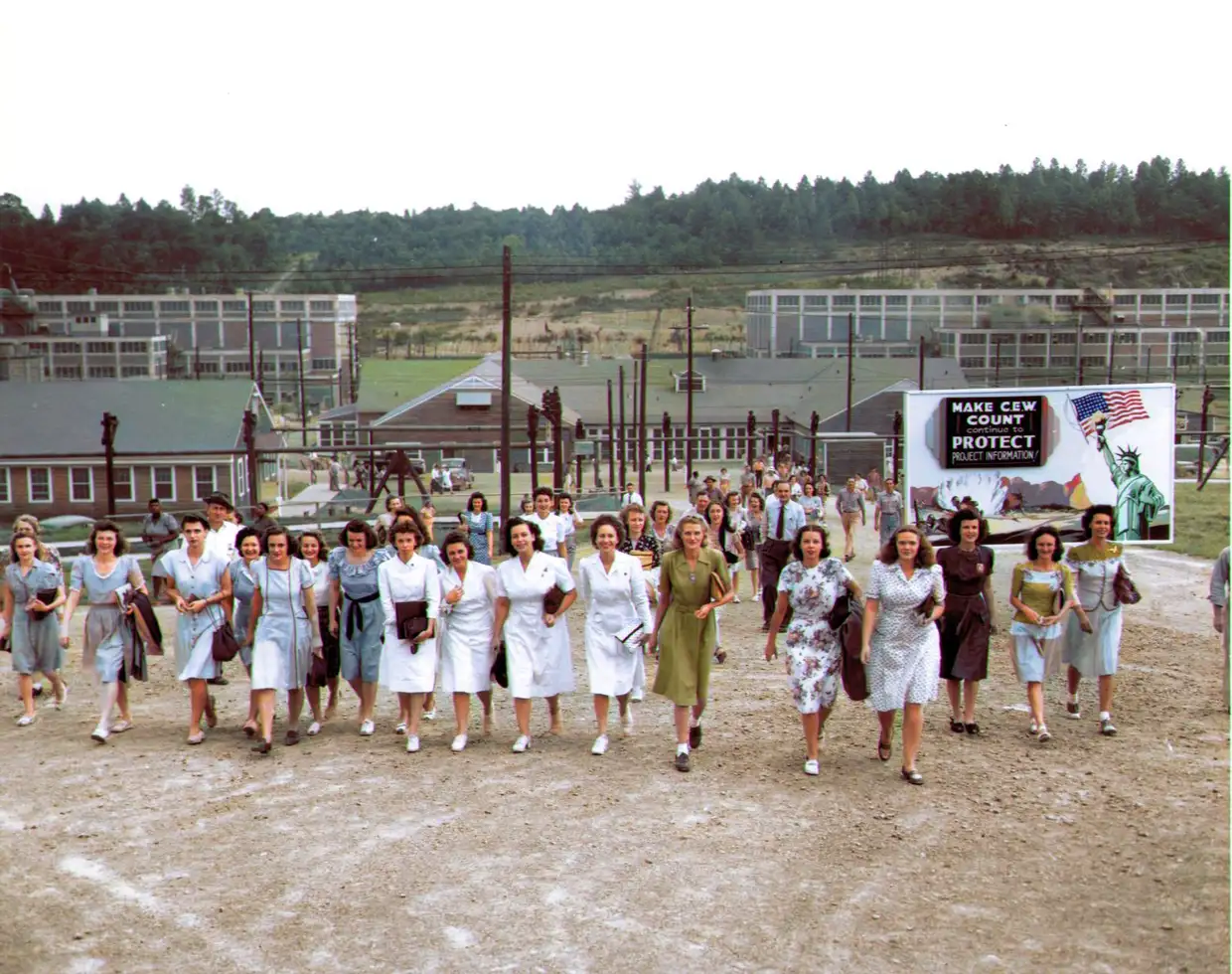 80 χρόνια στη σκιά της βόμβας: Ανθρώπινες ιστορίες στο ντοκιμαντέρ Πρόγραμμα Μανχάταν, στο Viasat History 80 χρόνια στη σκιά της βόμβας: Ανθρώπινες ιστορίες στο ντοκιμαντέρ Πρόγραμμα Μανχάταν, στο Viasat History