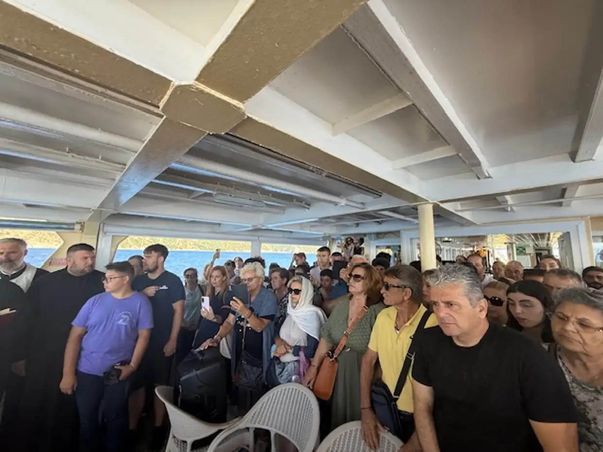 Προσκυνηματική Εκδρομή – Περίπλους του Αγίου Όρους από την Ιερά Μητρόπολη Κίτρους Προσκυνηματική Εκδρομή – Περίπλους του Αγίου Όρους από την Ιερά Μητρόπολη Κίτρους