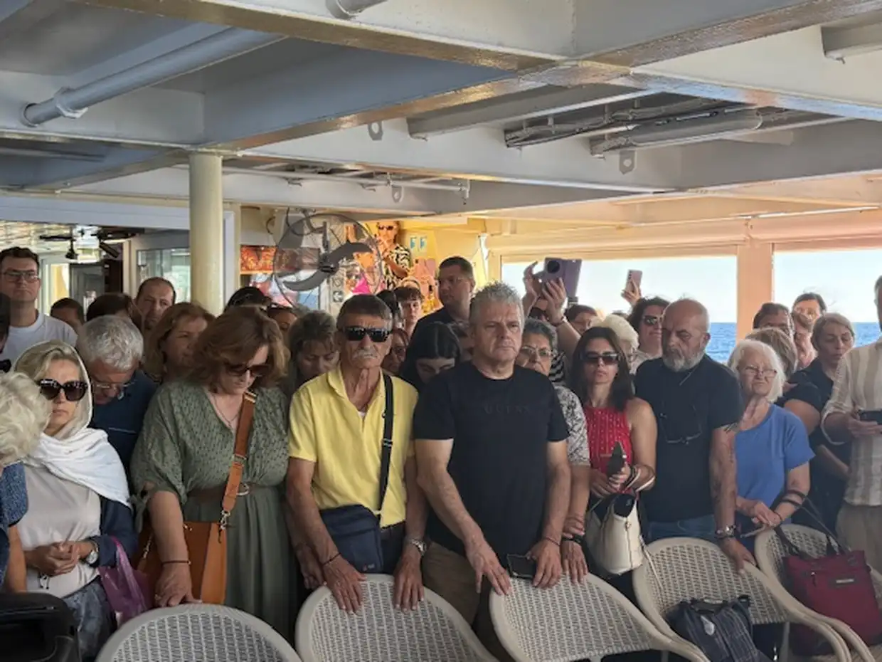 Προσκυνηματική Εκδρομή – Περίπλους του Αγίου Όρους από την Ιερά Μητρόπολη Κίτρους Προσκυνηματική Εκδρομή – Περίπλους του Αγίου Όρους από την Ιερά Μητρόπολη Κίτρους