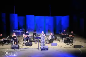 Αφιέρωμα στη Μαρινέλλα από τον Κολινδρό: Μια βραδιά γεμάτη συγκίνηση και ελληνική μουσική