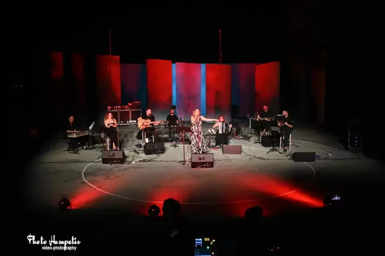 Αφιέρωμα στη Μαρινέλλα από τον Κολινδρό: Μια βραδιά γεμάτη συγκίνηση και ελληνική μουσική