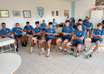 Αιγινιακός: Πρεμιέρα και Επανεκκίνηση Αιγινιακός: Πρεμιέρα και Επανεκκίνηση