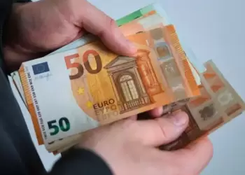 Αναδρομικά σε 370.000 συνταξιούχοι – Θα πάρουν έως 4000 ευρώ