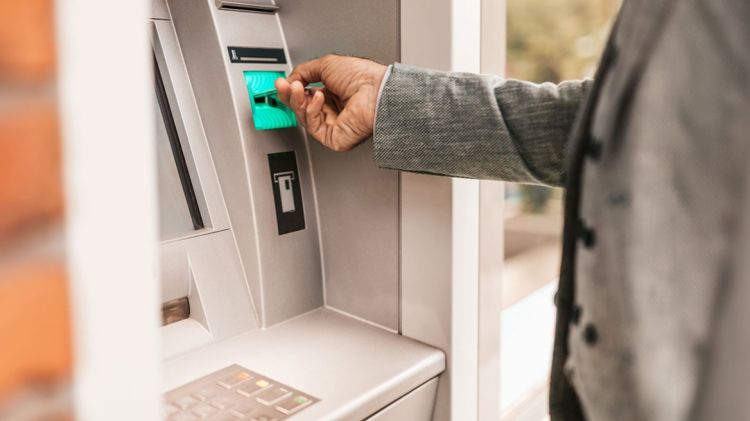 Αναδρομικά σε 47.000 συνταξιούχους στρατιωτικούς Αναδρομικά σε 47.000 συνταξιούχους στρατιωτικούς