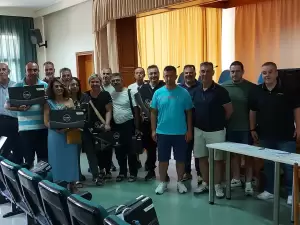 Από έναν φορητό ηλεκτρονικό υπολογιστή για κάθε μέλος του Σωματείου Εργαζομένων ΕΚΑΒ Πιερίας “ΟΛΥΜΠΟΣ”