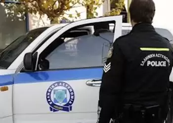 Νέος Κ.Ο.Κ.: Πάνω από 4.100 παραβάσεις για μη χρήση κράνους Αυτόματο προσχέδιο