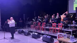 Δήμος Δίου Ολύμπου: Με επιτυχία η συναυλία αφιέρωμα στον Βασίλη Τσιτσάνη «Θα συμβεί… στα πέριξ»