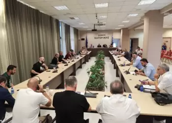 Δημοτικό Συμβούλιο Κατερίνης: Έντονες αντιπαραθέσεις για ραδιόφωνο, ποδήλατα και πεζοδρόμηση