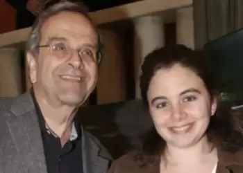 Έφυγε από τη ζωή η κόρη του Αντώνη Σαμαρά σε ηλικία 34 ετών Έφυγε από τη ζωή η κόρη του Αντώνη Σαμαρά σε ηλικία 34 ετών