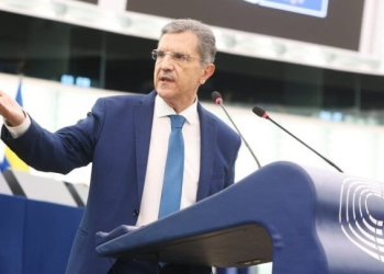 Επιστολή Γ. Αυτιά στους επιτρόπους Οικονομικών και Προϋπολογισμού της ΕΕ «για άμεση αποζημίωση πληγέντων από πυρκαγιές»