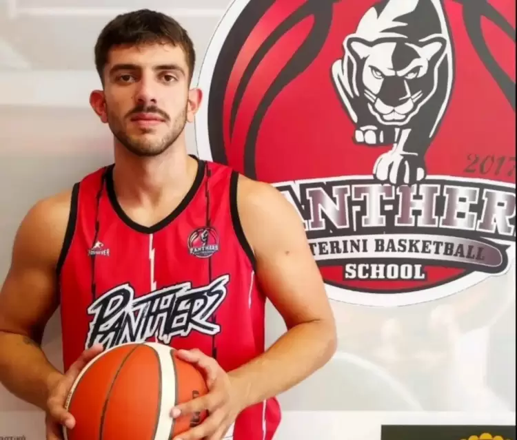 Επιστροφή στους Πάνθηρες: Ο Κωνσταντίνος Σπαθάρας στην ομάδα