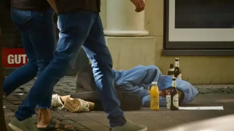 Γερμανία: Για πρώτη φορά τα 10 τελευταία χρόνια οι άνεργοι έφτασαν τα τρία εκατομμύρια Γερμανία: Για πρώτη φορά τα 10 τελευταία χρόνια οι άνεργοι έφτασαν τα τρία εκατομμύρια