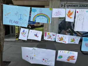 Κατερίνη: Τα παιδιά ζωγράφισαν για την Ειρήνη στην Πλατεία Ελευθερίας