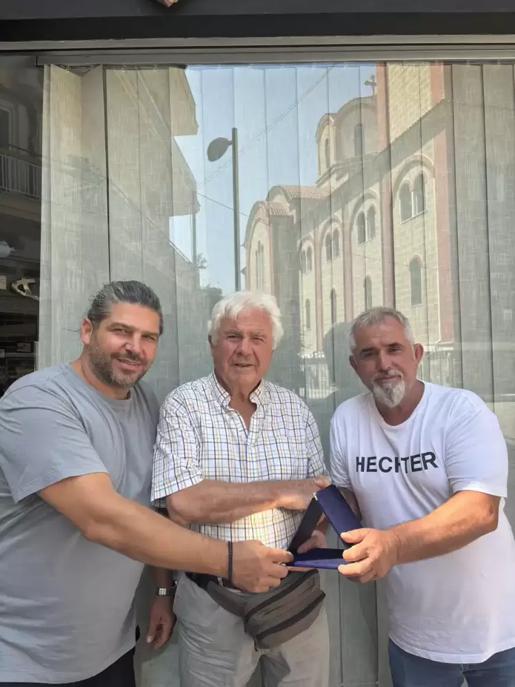 Οι πτηνοτρόφοι του Νομού Πιεριας τίμησαν τον άνθρωπο που αναβάθμισε την πτηνοτροφία με τις γνώσεις του