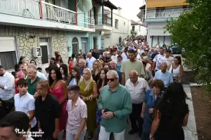 Η περιφορά της εικόνας της Παναγίας στον Κολινδρό Η περιφορά της εικόνας της Παναγίας στον Κολινδρό