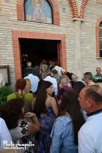 Η περιφορά της εικόνας της Παναγίας στον Κολινδρό Η περιφορά της εικόνας της Παναγίας στον Κολινδρό