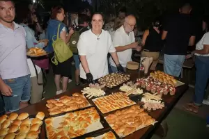 Περιηγητικός περίπατος των αμπελώνων της Πιερίας και γευσιγνωσία στο Κτήμα Ξηρομερίτη Περιηγητικός περίπατος των αμπελώνων της Πιερίας και γευσιγνωσία στο Κτήμα Ξηρομερίτη