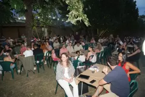 Περιηγητικός περίπατος των αμπελώνων της Πιερίας και γευσιγνωσία στο Κτήμα Ξηρομερίτη Περιηγητικός περίπατος των αμπελώνων της Πιερίας και γευσιγνωσία στο Κτήμα Ξηρομερίτη