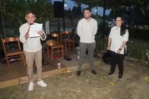 Περιηγητικός περίπατος των αμπελώνων της Πιερίας και γευσιγνωσία στο Κτήμα Ξηρομερίτη Περιηγητικός περίπατος των αμπελώνων της Πιερίας και γευσιγνωσία στο Κτήμα Ξηρομερίτη