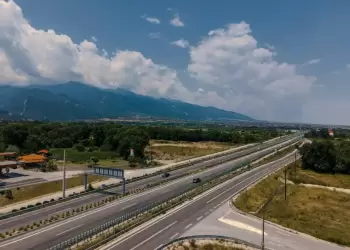 Πιερία: Απαγόρευση κυκλοφορίας φορτηγών για 7 ώρες σε τμήμα της ΠΑΘΕ Πιερία: Απαγόρευση κυκλοφορίας φορτηγών για 7 ώρες σε τμήμα της ΠΑΘΕ