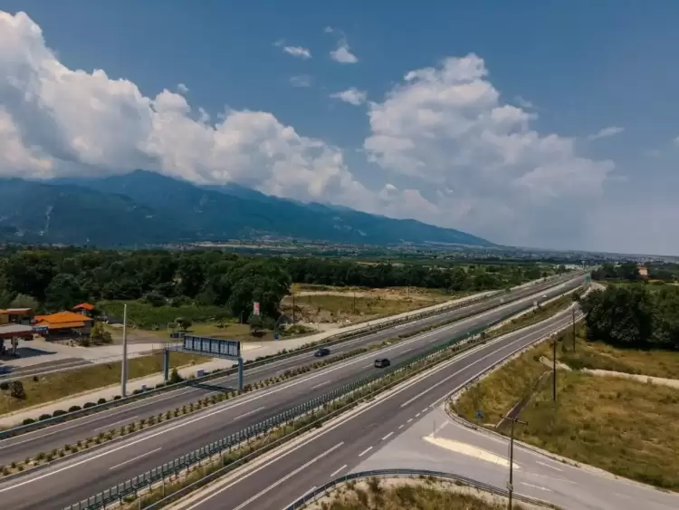 Πιερία: Απαγόρευση κυκλοφορίας φορτηγών για 7 ώρες σε τμήμα της ΠΑΘΕ